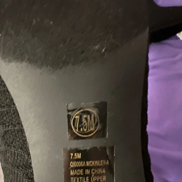 NWOT Black Heeled Boot - Picture 4 of 6